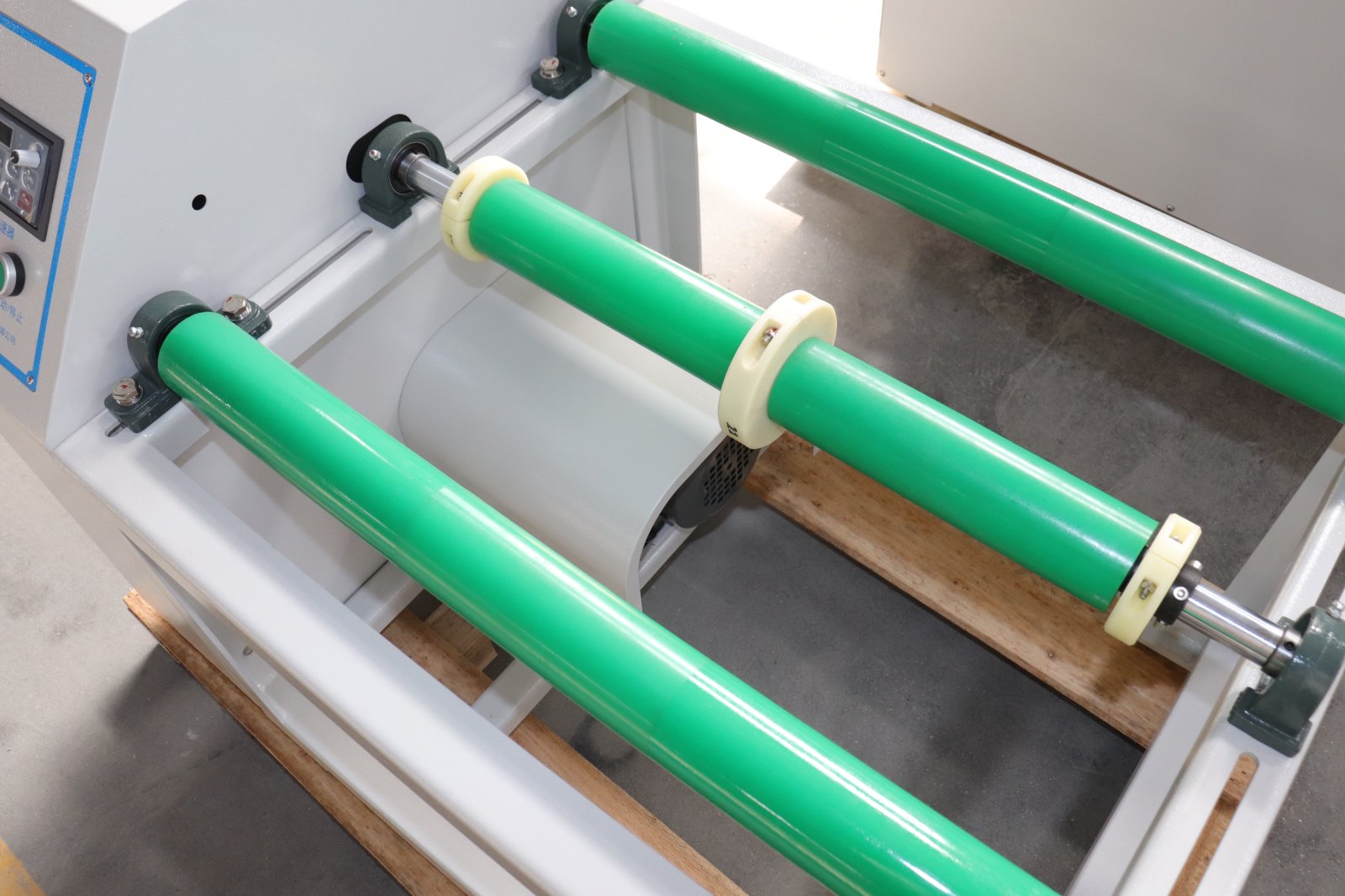 罐磨机GQM-4-5：单层带电机防护罩