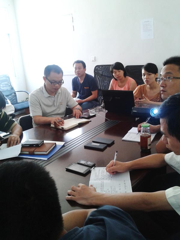 2014年8月30日上午，长沙天创请来法律顾问人和律师事务所团队为长沙天创高管培训