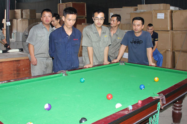 行星球磨机装配王彬技压群雄获得第一名，杜忠实得第二名，喻金树获第三名。