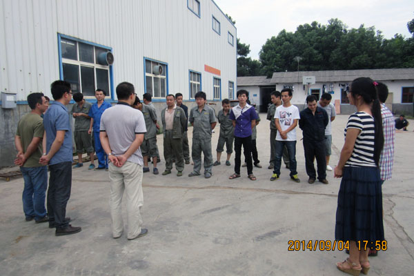 活动得到圆满成功，何总为此次比赛活动进行总结讲话。